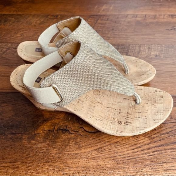 White Mountain Shoes - White Mountain All Good Thong Wedge Sandals - Size 8